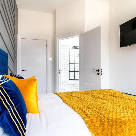 Cheerful 2 Bedroom Homely Apartment, Sleeps 6 Guest Comfy, 3X Double Bed, Parking, Free Wifi, Suitable For Business, Leisure Guest,Glasgow, Glasgow West End, Near City Centre Luaran gambar