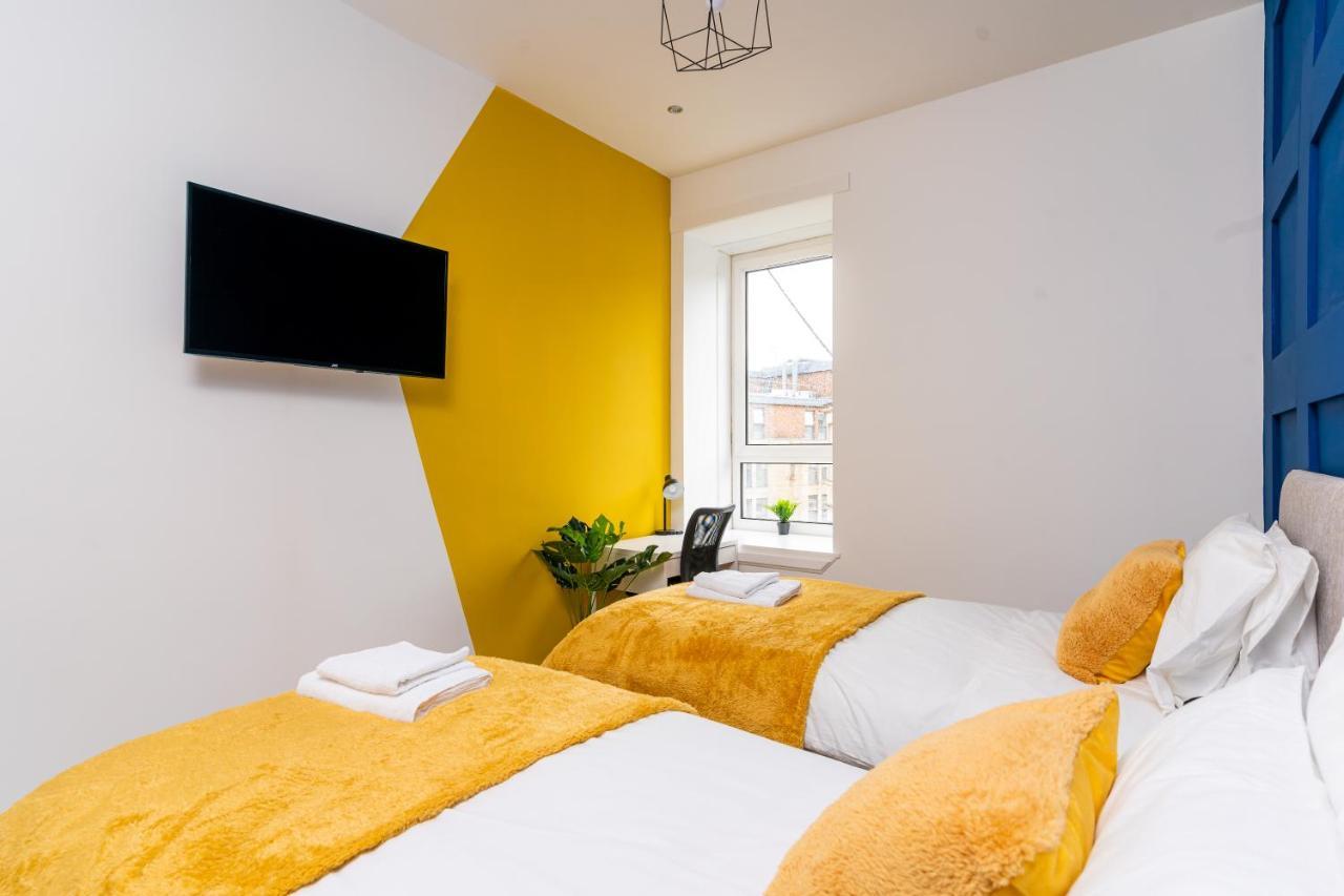 Cheerful 2 Bedroom Homely Apartment, Sleeps 6 Guest Comfy, 3X Double Bed, Parking, Free Wifi, Suitable For Business, Leisure Guest,Glasgow, Glasgow West End, Near City Centre Luaran gambar