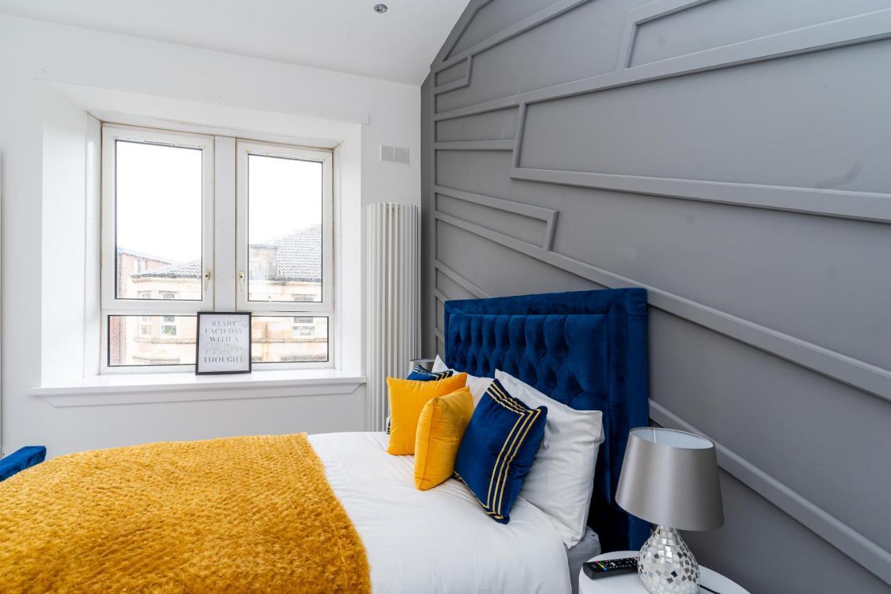 Cheerful 2 Bedroom Homely Apartment, Sleeps 6 Guest Comfy, 3X Double Bed, Parking, Free Wifi, Suitable For Business, Leisure Guest,Glasgow, Glasgow West End, Near City Centre Luaran gambar